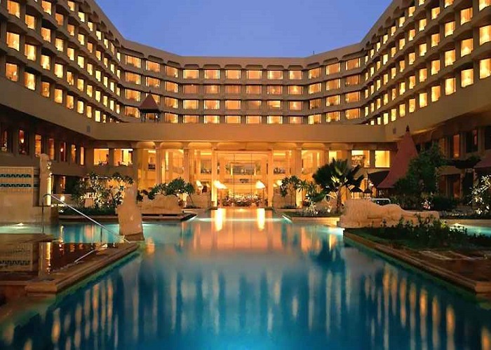 Massage in Mumbai Hotel